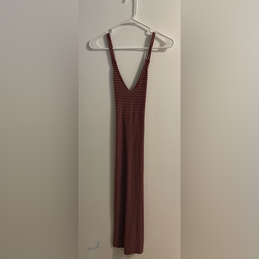 Maroon body con Maxi dress